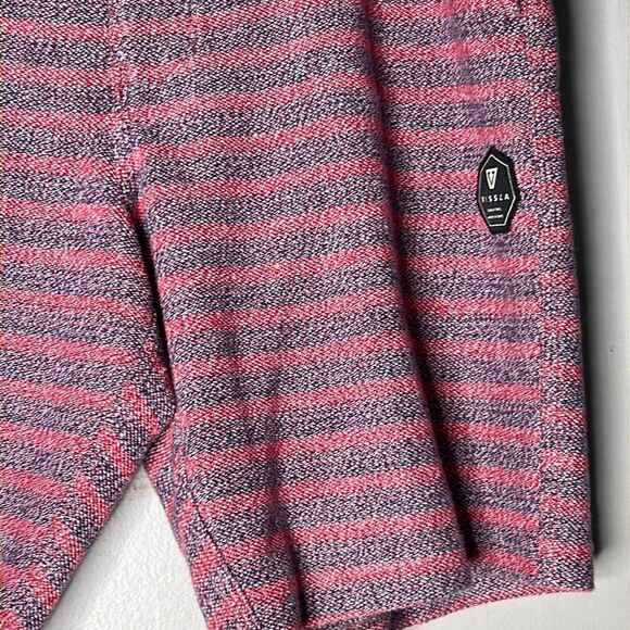 Men's Vissla Multicolor Striped Shorts L Pockets Beach Surf Activewear - Picture 2 of 11